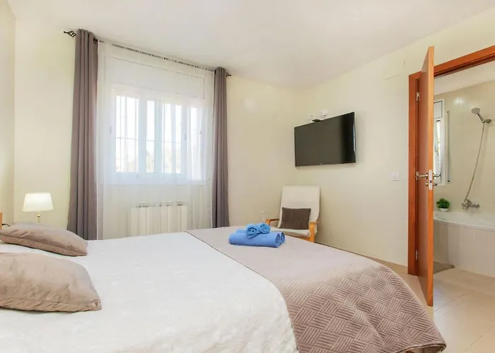 Nyaraló Emballia By Interhome *