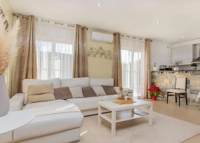 Ferienhaus Holiday Emballia